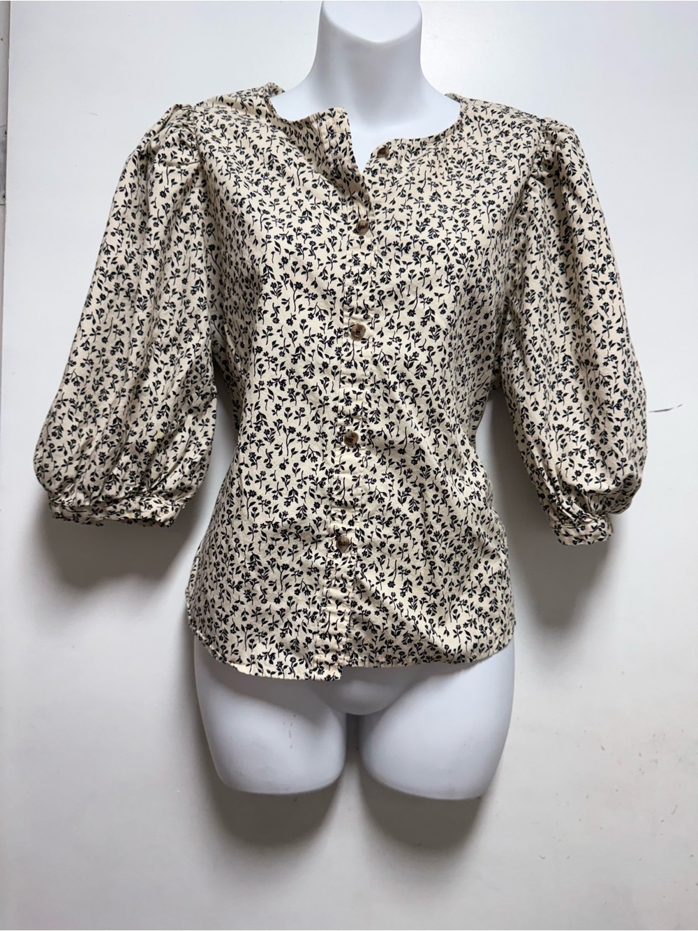 H&M Cream Blouse with Black Floral Print and Puff Sleeves